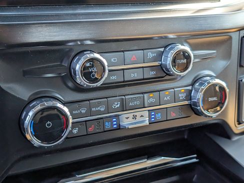 New 2026 Ford F250 Lariat w/ Lariat Premium Package image 18