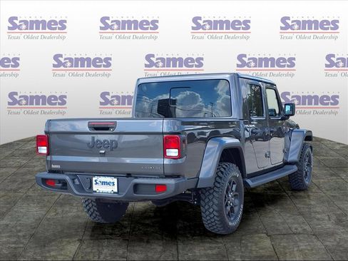 New 2025 Jeep Gladiator High Tide image 4