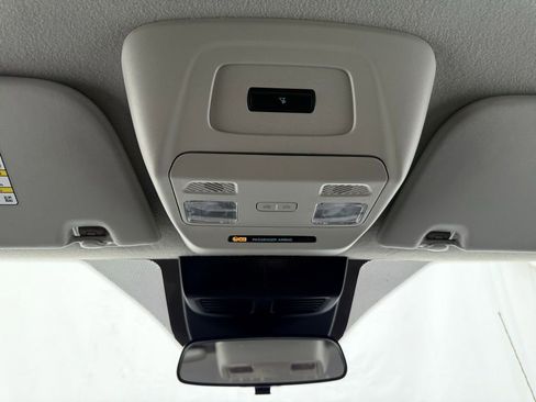 Used 2023 Ford Transit 250 Low Roof AWD w/ Exterior Upgrade Package image 27