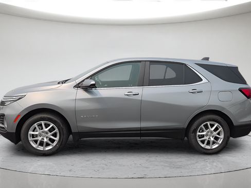 Used 2024 Chevrolet Equinox LT AWD/4WD image 15