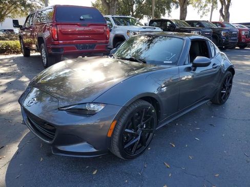 Used 2022 MAZDA MX-5 Miata RF Grand Touring image 2