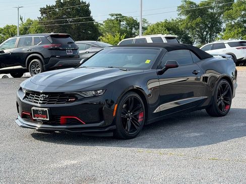 Used 2022 Chevrolet Camaro LT w/ Redline Edition RWD image 9