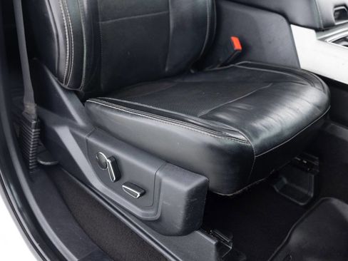 Used 2019 Ford F250 Lariat w/ Lariat Ultimate Package image 32