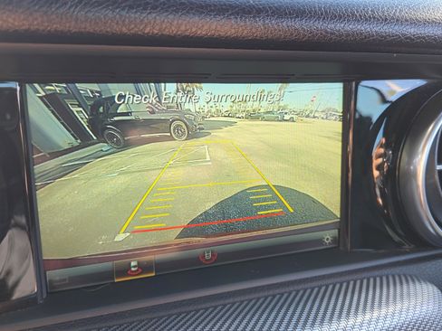 Used 2019 Mercedes-Benz SLC 300 image 29