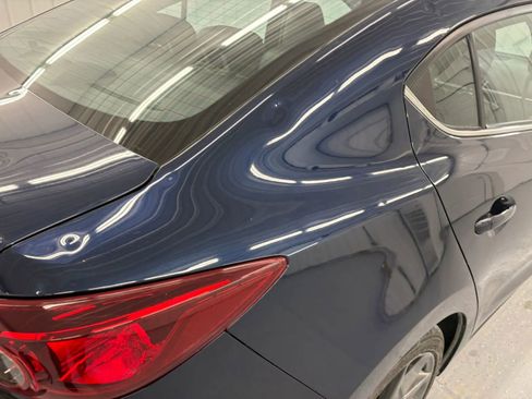 Used 2018 MAZDA MAZDA3 Touring image 25