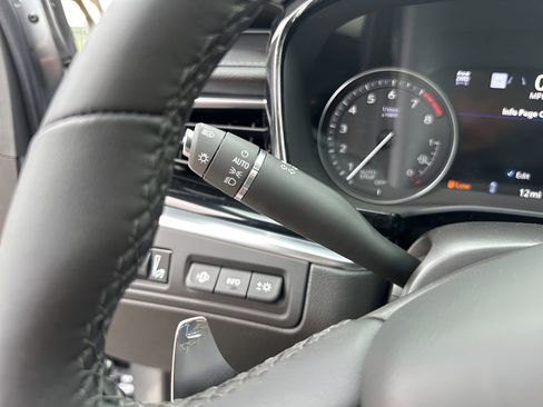 New 2025 Cadillac XT6 Sport w/ Technology Package image 25