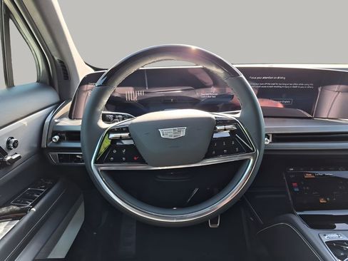 New 2026 Cadillac Vistiq Luxury AWD/4WD image 26