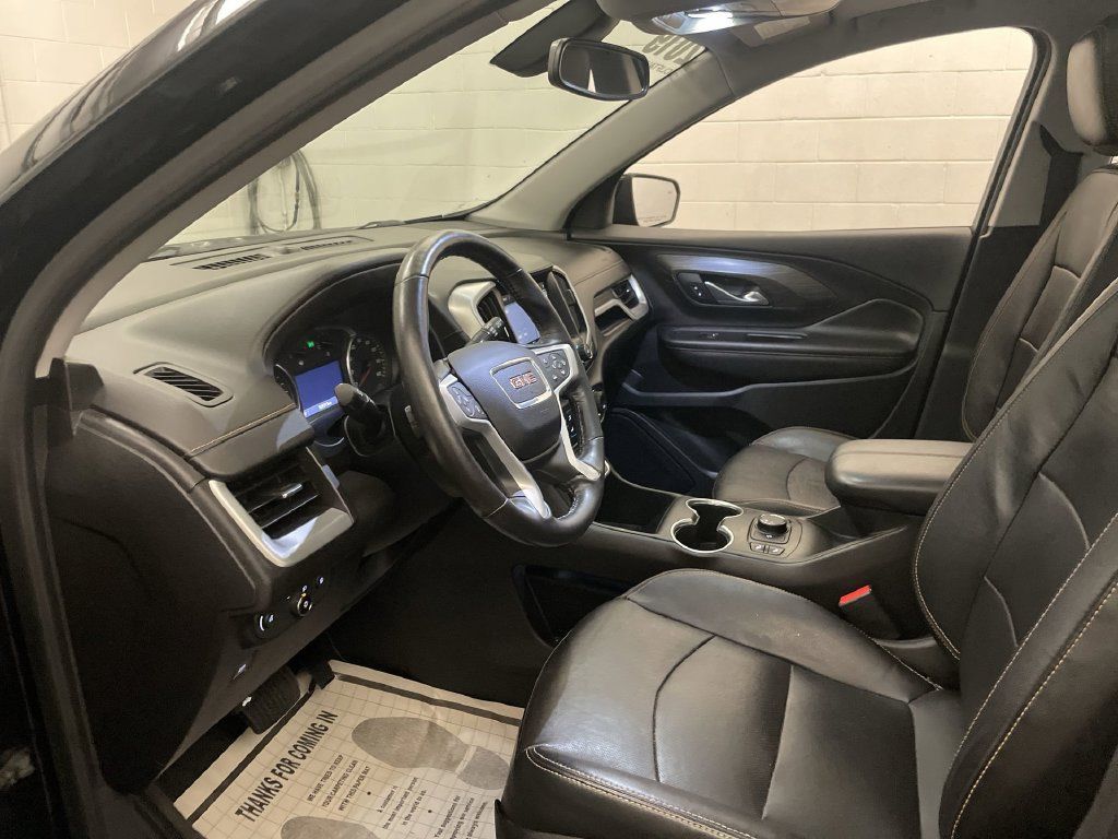 Used 2019 GMC Terrain SLT w/ Preferred Package FWD image 4