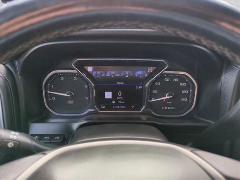 Used 2021 GMC Sierra 2500 Denali w/ Denali Black Diamond Edition image 10