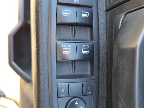 Used 2019 RAM 1500 Express w/ Express Value Package image 30