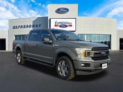 Used 2018 Ford F150 XLT w/ Equipment Group 302A Luxury image 4