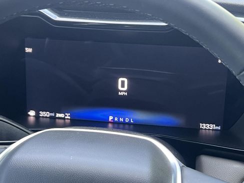 Used 2024 Chevrolet Colorado ZR2 w/ Safety Package AWD/4WD image 19