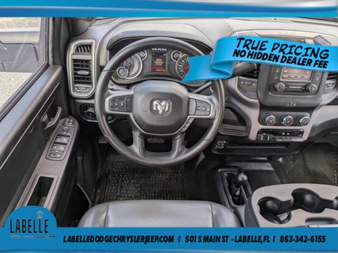 Used 2024 RAM 2500 Tradesman w/ Chrome Appearance Group AWD/4WD image 15