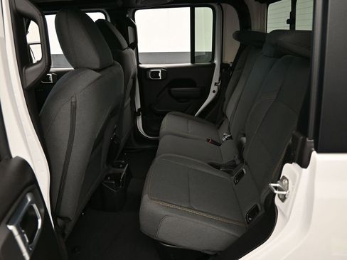 New 2026 Jeep Gladiator Willys image 28