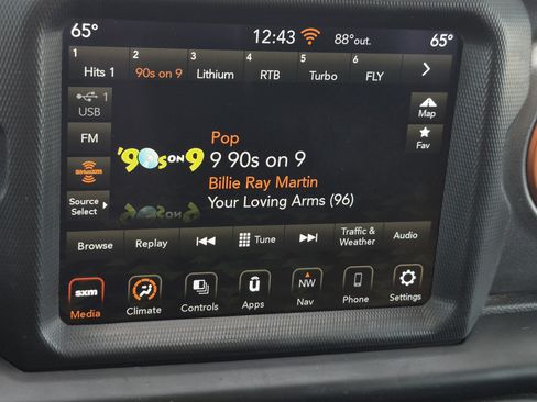 Used 2021 Jeep Gladiator Mojave AWD/4WD image 26