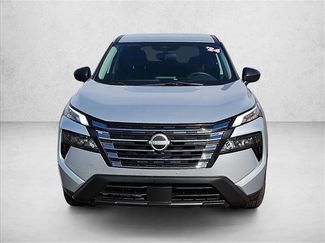 Used 2024 Nissan Rogue S video 2