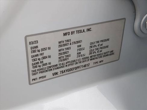 Used 2023 Tesla Model Y Performance image 24