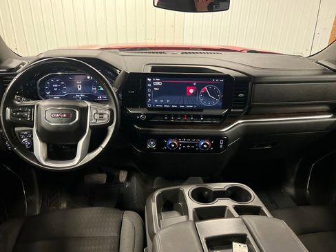 Certified 2023 GMC Sierra 1500 Elevation image 17