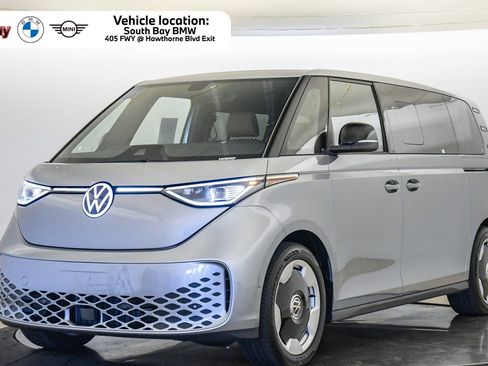 Used 2025 Volkswagen ID. Buzz Pro S RWD image 1