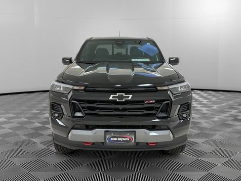 Certified 2024 Chevrolet Colorado Z71 w/ LPO, Dark Essentials Package AWD/4WD image 8