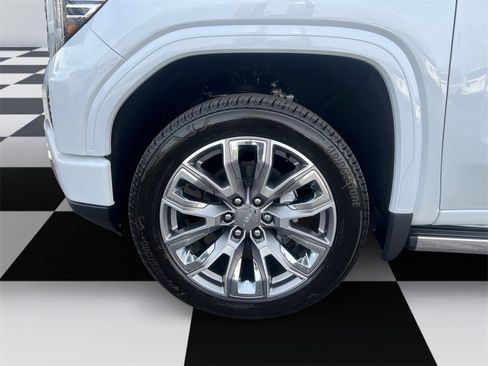 New 2026 GMC Sierra 1500 Denali w/ Denali Reserve Package image 14
