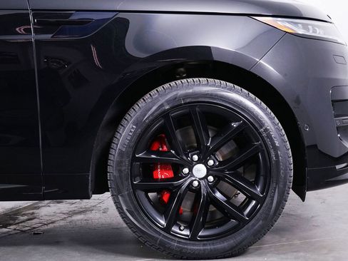 Used 2023 Land Rover Range Rover Sport First Edition image 16