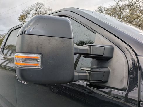 Used 2022 Ford F250 Lariat w/ Black Appearance Package image 15