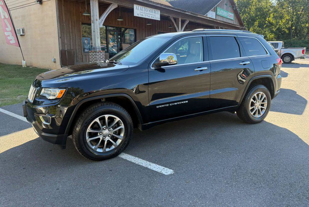 Used 2016 Jeep Grand Cherokee Limited w/ Luxury Group II AWD/4WD image 1