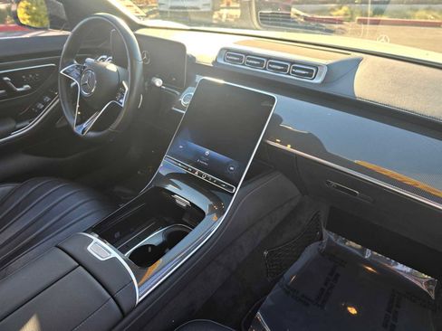 Certified 2022 Mercedes-Benz S 500 4MATIC image 12