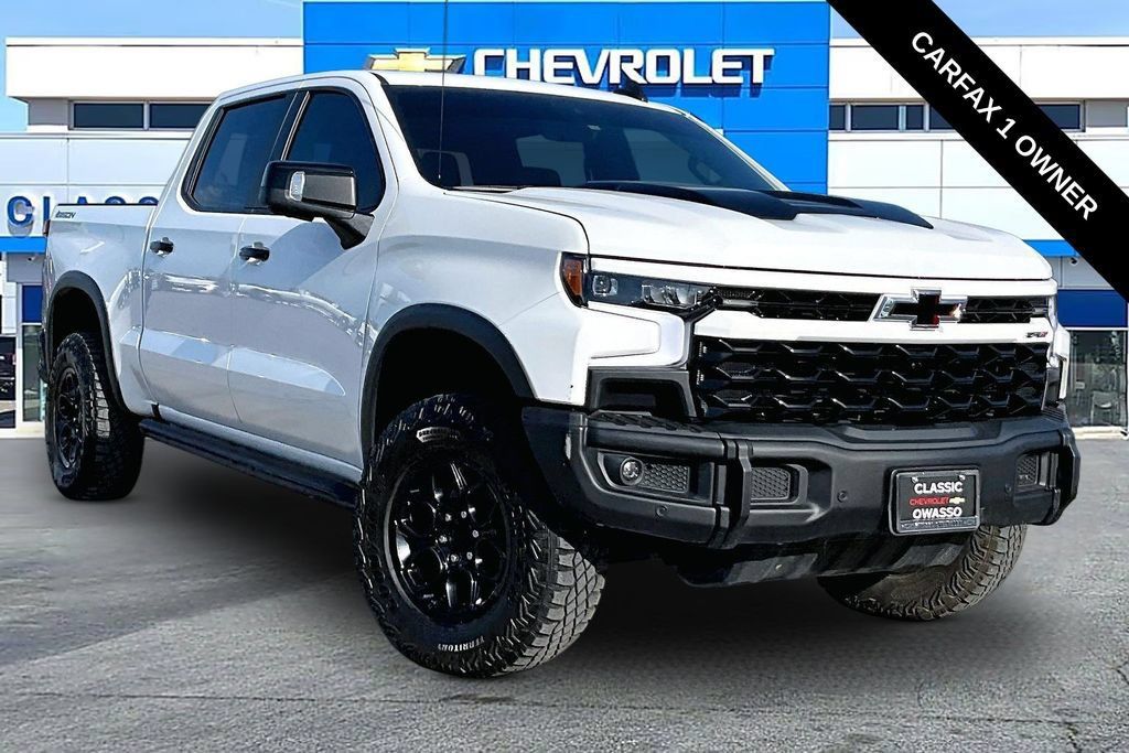 Used 2024 Chevrolet Silverado 1500 ZR2 w/ ZR2 Bison Edition AWD/4WD image 1