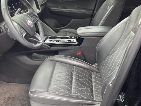 Used 2023 Buick Envision Avenir image 3