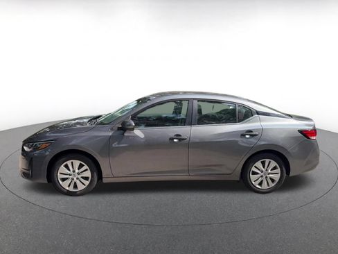 Used 2025 Nissan Sentra S FWD image 9