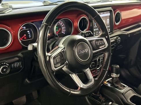 Used 2022 Jeep Wrangler Unlimited Rubicon image 12