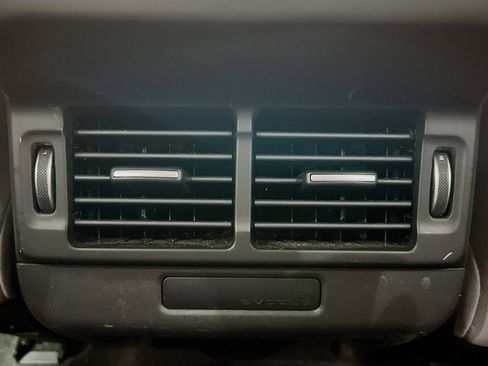 Used 2023 Land Rover Range Rover Evoque S image 18