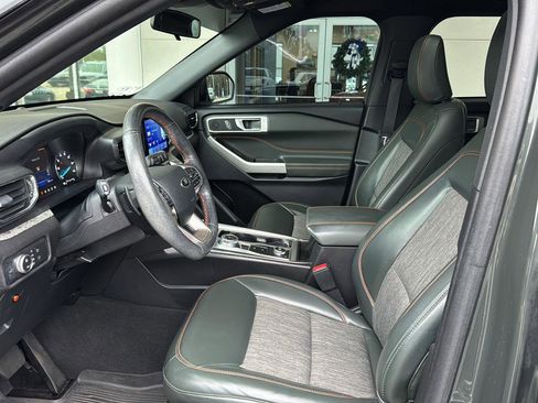 Used 2022 Ford Explorer Timberline image 8