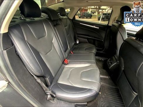 Used 2019 Ford Fusion Energi Titanium image 27