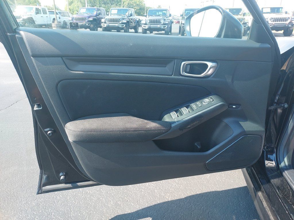 Used 2025 Honda Civic LX image 14
