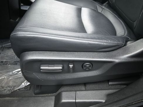 Used 2023 Honda Odyssey Touring image 12