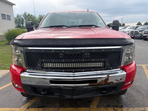 Used 2011 Chevrolet Silverado 1500 LT w/ All-Star Edition AWD/4WD image 3