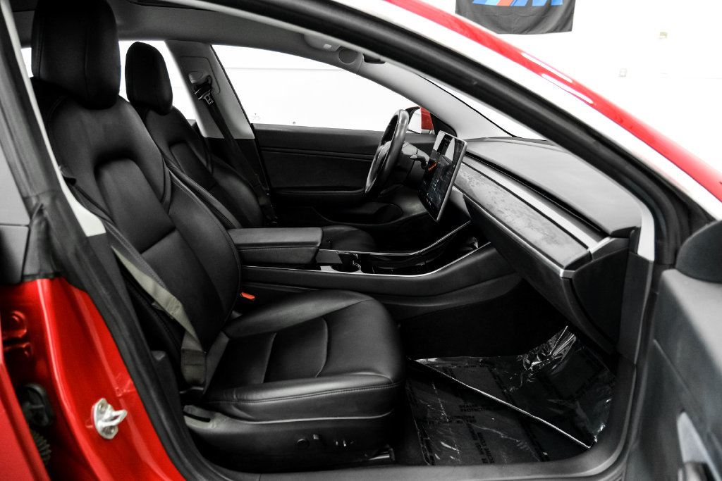 Used 2018 Tesla Model 3 Long Range RWD image 30
