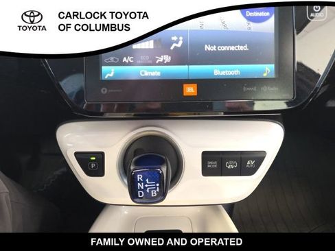 Used 2017 Toyota Prius Prime Advanced FWD image 27