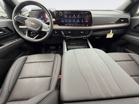 New 2026 Chevrolet Tahoe High Country AWD/4WD image 16