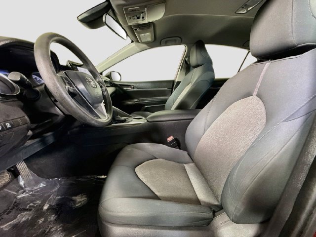 Used 2021 Toyota Camry LE FWD image 20
