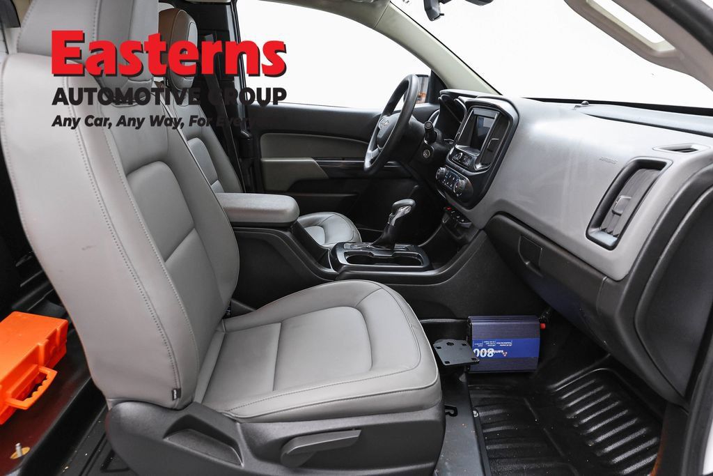 Used 2022 Chevrolet Colorado W/T w/ WT Convenience Package RWD image 23