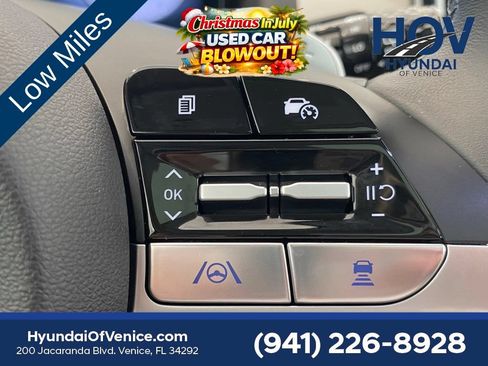 Certified 2024 Hyundai Tucson Limited FWD image 28