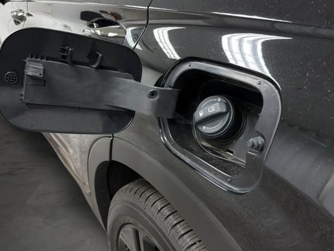 Used 2020 Hyundai Santa Fe Limited FWD image 27