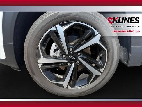 Used 2023 Chevrolet TrailBlazer RS w/ Convenience Package FWD image 13