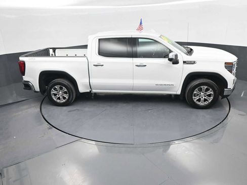 Used 2024 GMC Sierra 1500 SLT AWD/4WD image 36