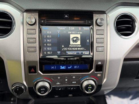 Used 2018 Toyota Tundra Limited w/ Limited Premium Package image 81