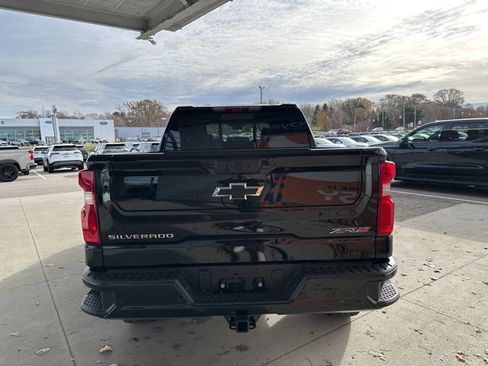 New 2026 Chevrolet Silverado 1500 ZR2 image 7